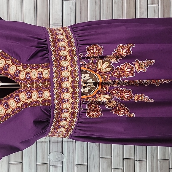 Deep v-neck purple dress - Picture 3 of 12